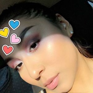 Meet your Posher, Leslie